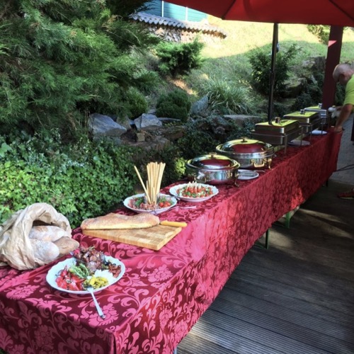 Partyservice-Impressionen vom Eispavillon in Mespelbrunn