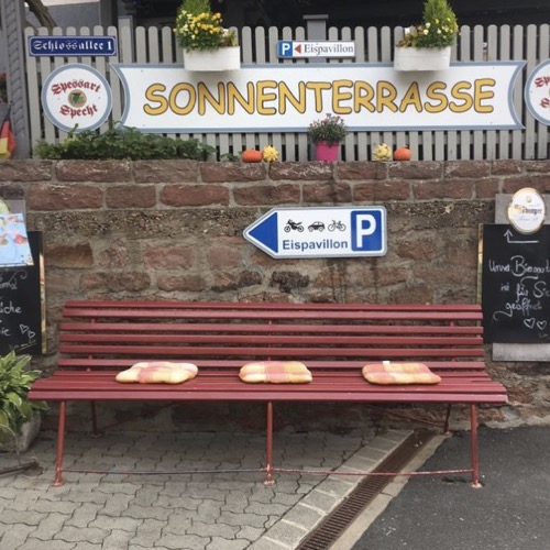 Impressionen vom Eispavillon in Mespelbrunn